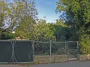 220 N Soledad St, Santa Barbara, CA 93103