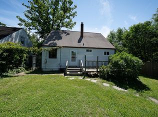 35 Eastwood Rd, Berwyn, PA 19312