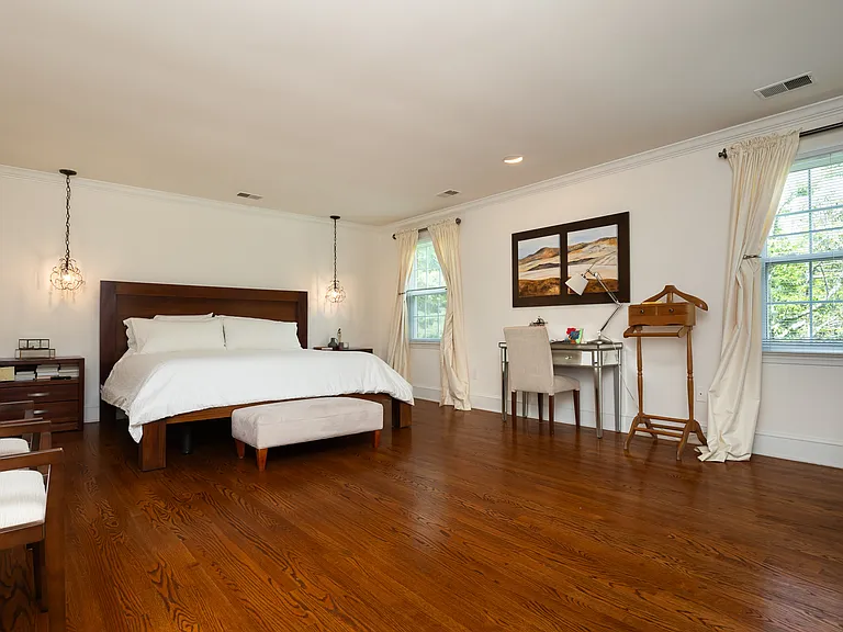 8809 Saunders Ln — Photo 69