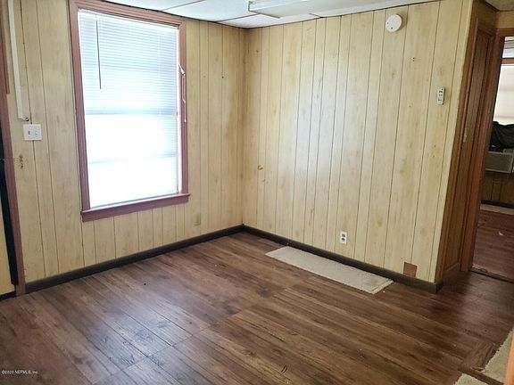 5th image of 5641 Atlee Ave