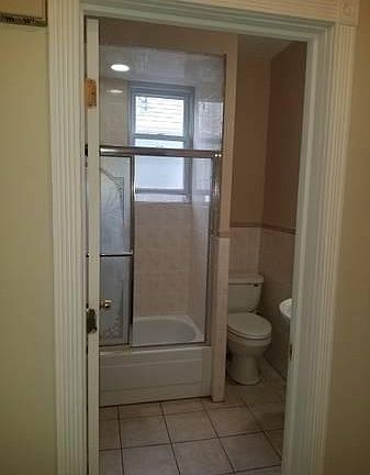 5th image of 144 Van Buren St