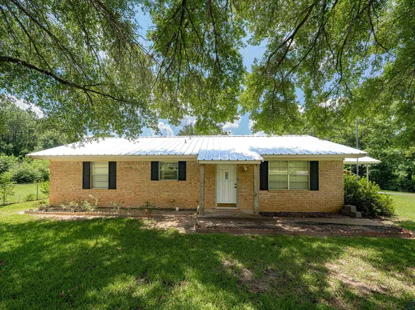 440 County Road 481 W, Henderson, TX 75654