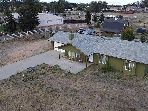 2nd image of 19691 Del Mar Rd
