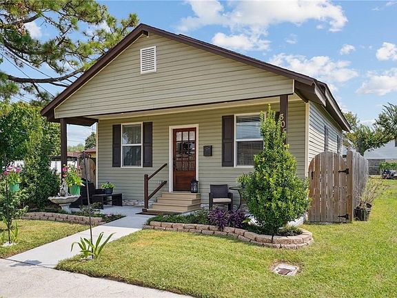 2nd image of 305 Laroussini St