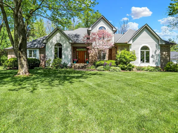 8131 Meadowbrook Dr, Indianapolis, IN 46240
