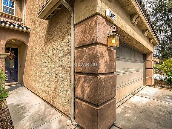 3rd image of 10023 Pimera Alta St