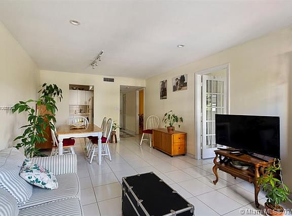 Magnificent 2 bedroom / 2 Bathroom in the Heart of South Beach!