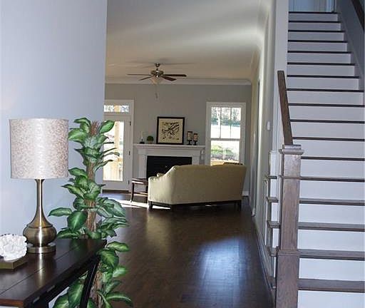 3rd image of 5644 Crooked Oak Dr