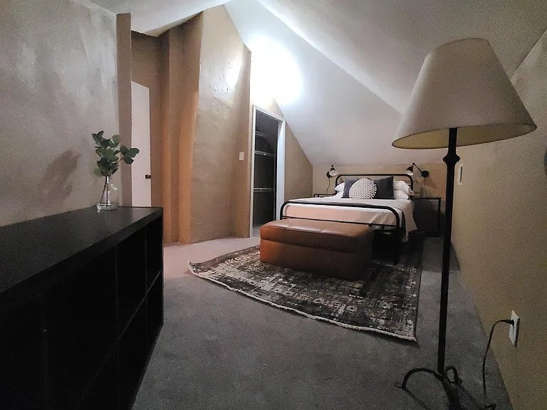 423 W Magnolia Ave #1 — Photo 5