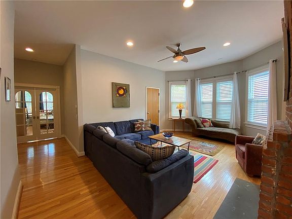 4th image of 1403 Westminster St #A