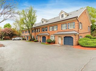 40 Westbrook Rd, Newburgh, NY 12550