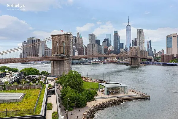 Rented by Sotheby's International Realty | media 37