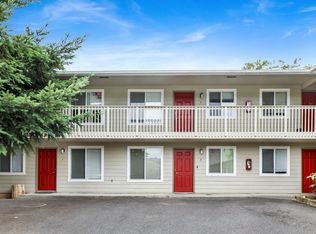 1014 23rd St #15, Bellingham, WA 98225