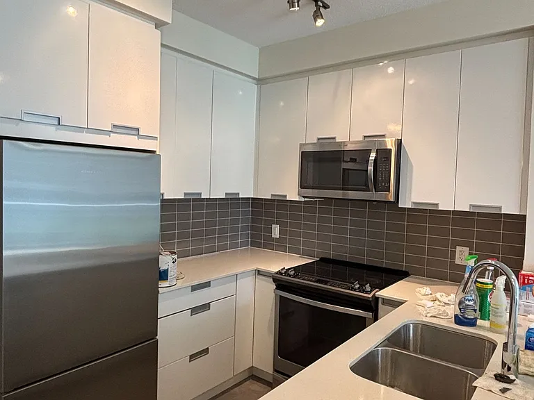 5033 Four Springs Ave #611 — Photo 8