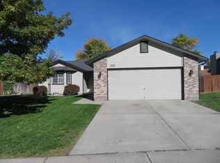 1362 E Pineridge Dr, Boise, ID 83716