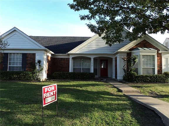2nd image of 1016 Buckeye Dr