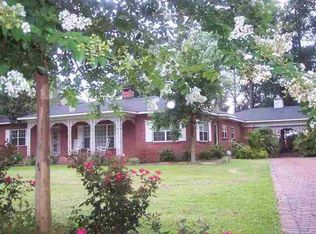 138 White Ave, Ozark, AL 36360
