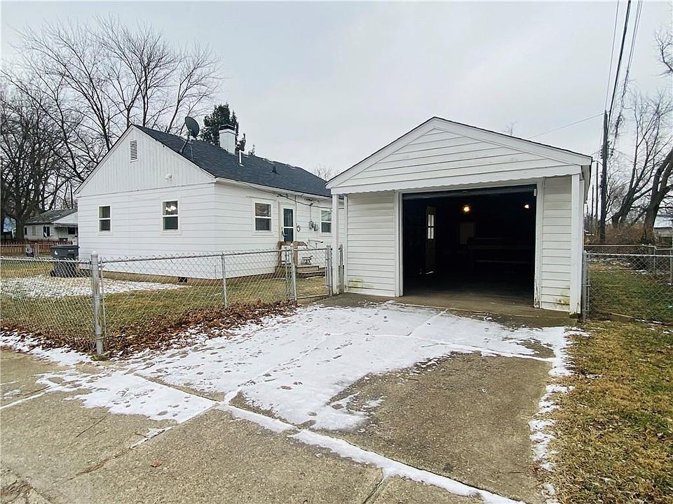 2nd image of 2292 N Moreland Ave