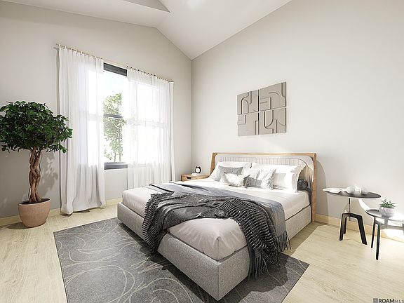 5th image of 2055 Alabama St