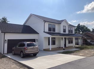 216 Linwood Dr, Rio Grande, OH 45674