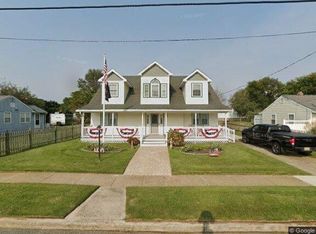 702 Atlantic Ave, Cape May, NJ 08204