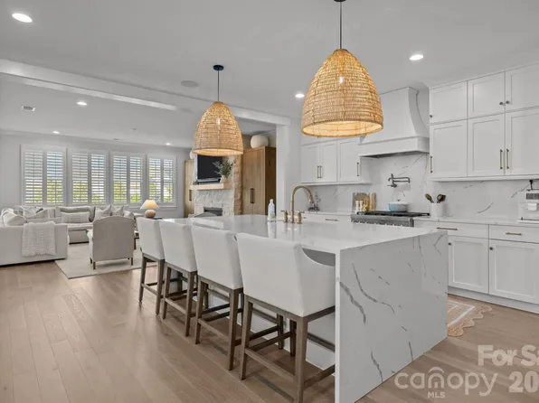 5575 Arden Mill Dr, Fort Mill, SC 29715