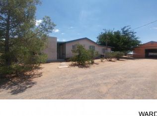 6094 W Chino Dr, Golden Valley, AZ 86413