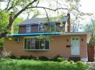 886 Lower Ferry Rd, Ewing, NJ 08628