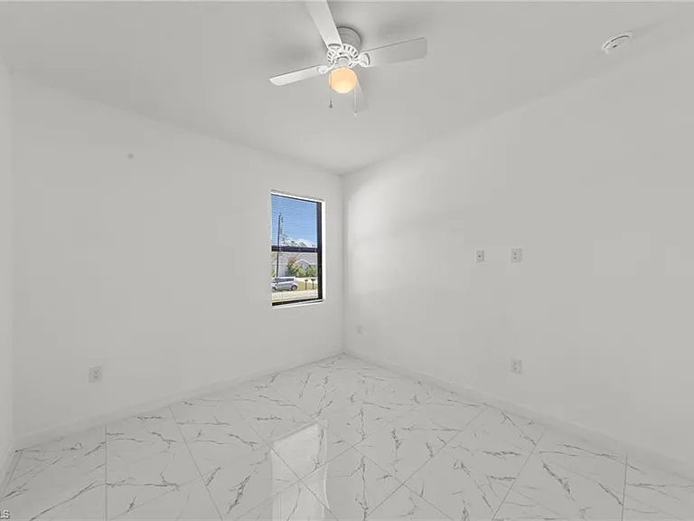 1938 Laverna Ave — Photo 17