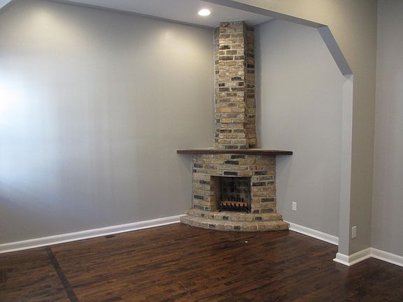 2nd image of 2248 N Southport Ave #1F