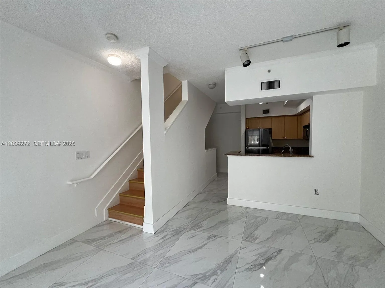 Aventi At Aventura Condo — Photo 3