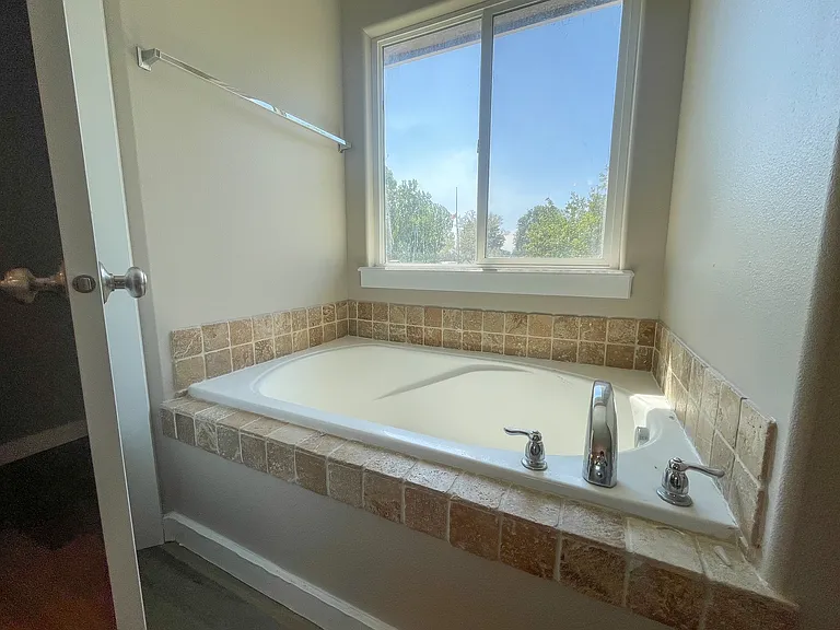 6489 S Cheshire Ave — Photo 36