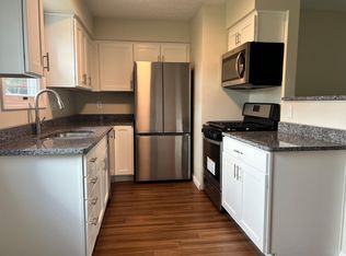 42 Cleveland Ave #B, Centerburg, OH 43011