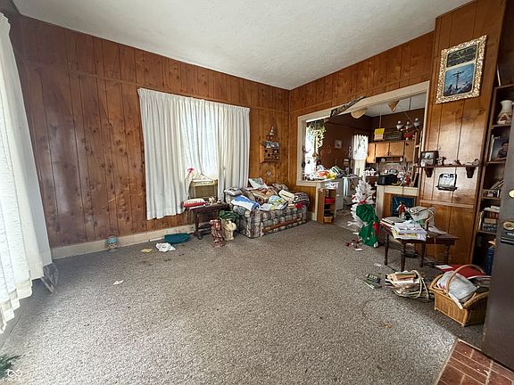 5th image of 14632 W Main St