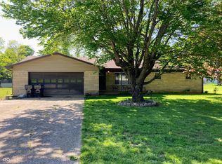 8410 Woodlawn Dr, Martinsville, IN