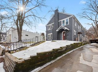 2326 S Burdick St, Kalamazoo, MI 49001