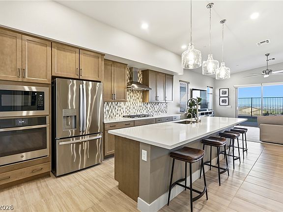 3rd image of 108 Agnew St
