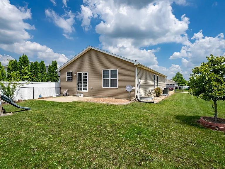 1102 Rader Run — Photo 24