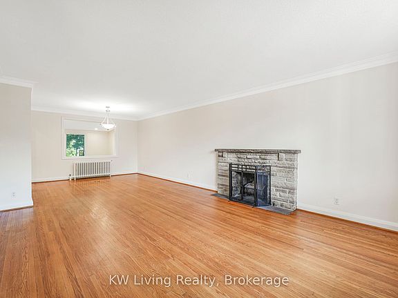 5th image of 2463 Camilla Rd