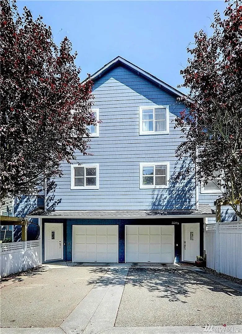 3Bd/3.5Ba Seattle Townhome — Photo 1