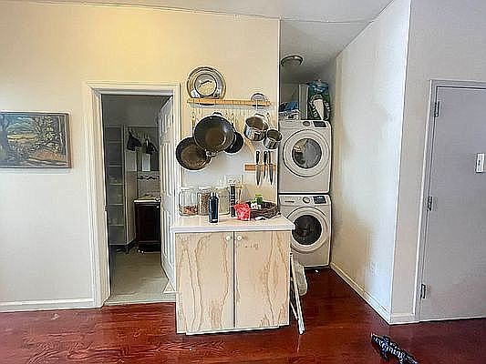 2nd image of 851 Flatbush Ave #5