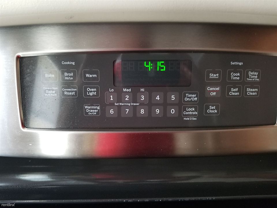 Kitchen oven display