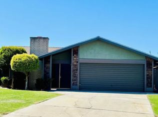 2604 Loch Fern Ct, Bakersfield, CA 93306