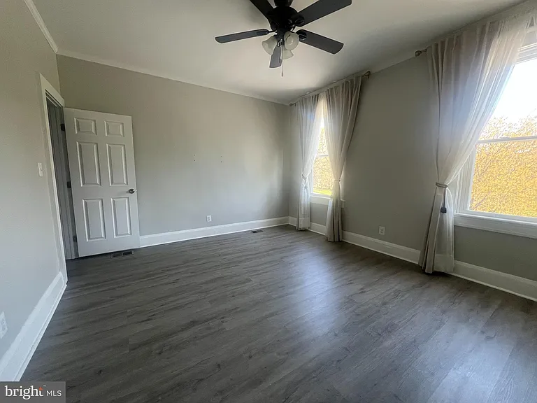 3031 Shannon Dr — Photo 13