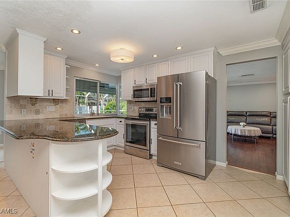 5th image of 1338 Chalon Ln