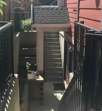 4th image of 223 Archer St #1A
