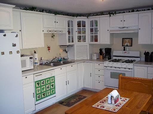 2nd image of 27777 W Bayview Dr