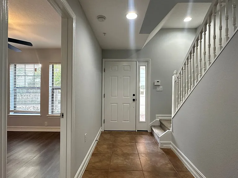 3720 Messina Dr — Photo 12