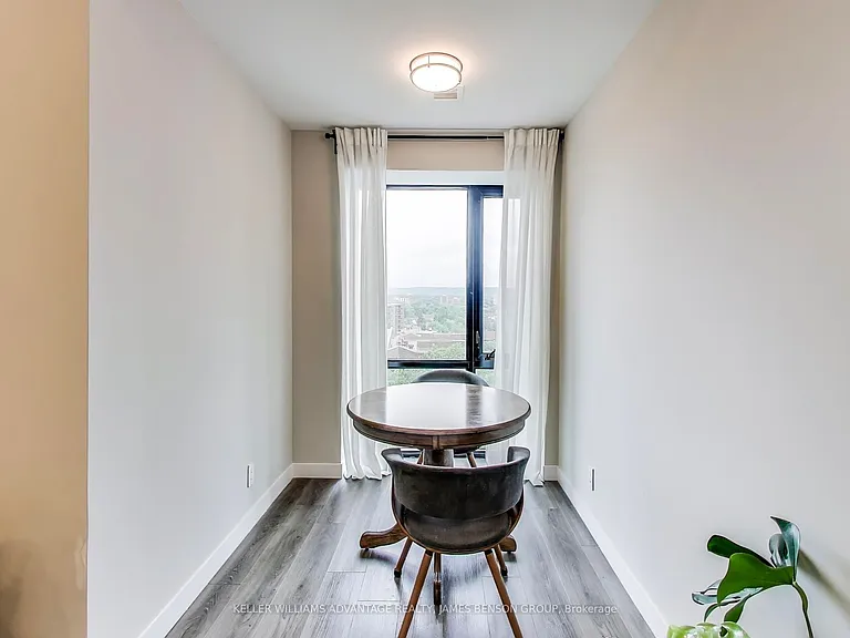 15 Queen St S #907 — Photo 9