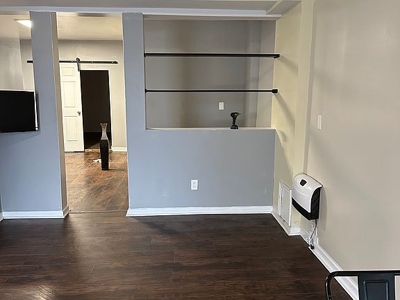 5th image of 32 N Lehigh Ave Unit 2